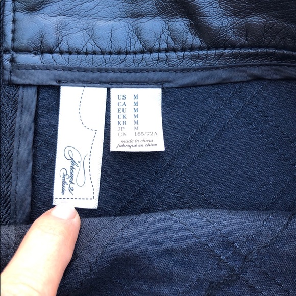 F21 Faux Leather Highwasted Shorts szM - Picture 4 of 4